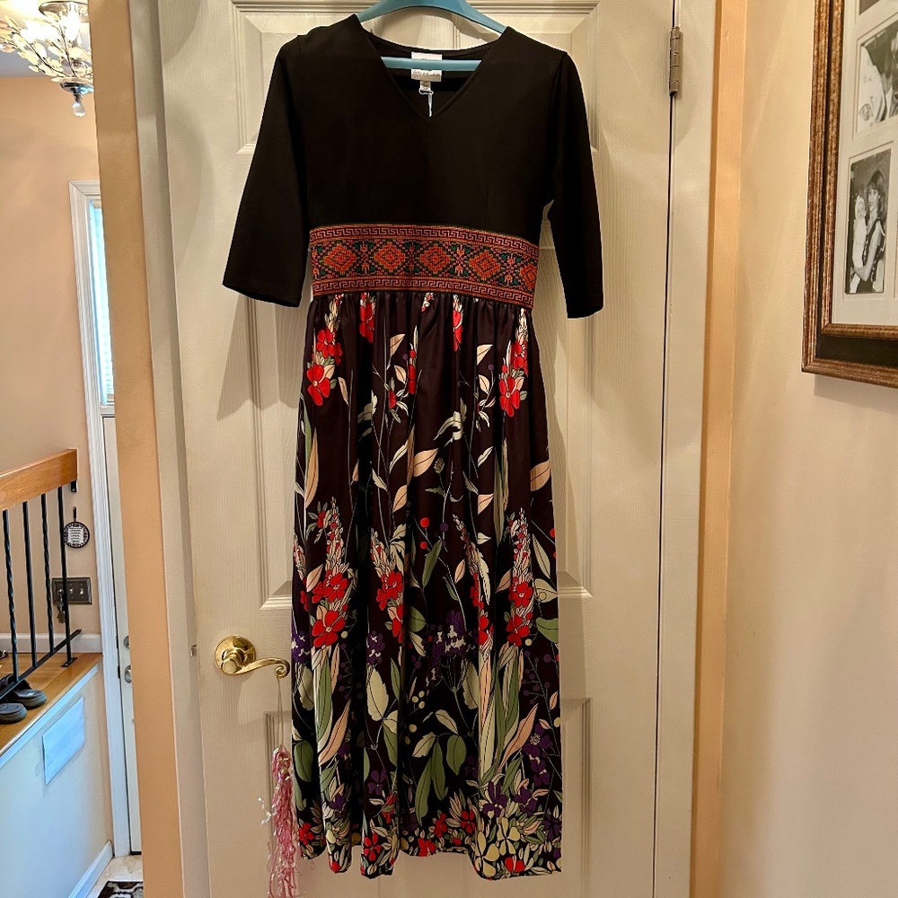 New Vicky and Lucas dress S